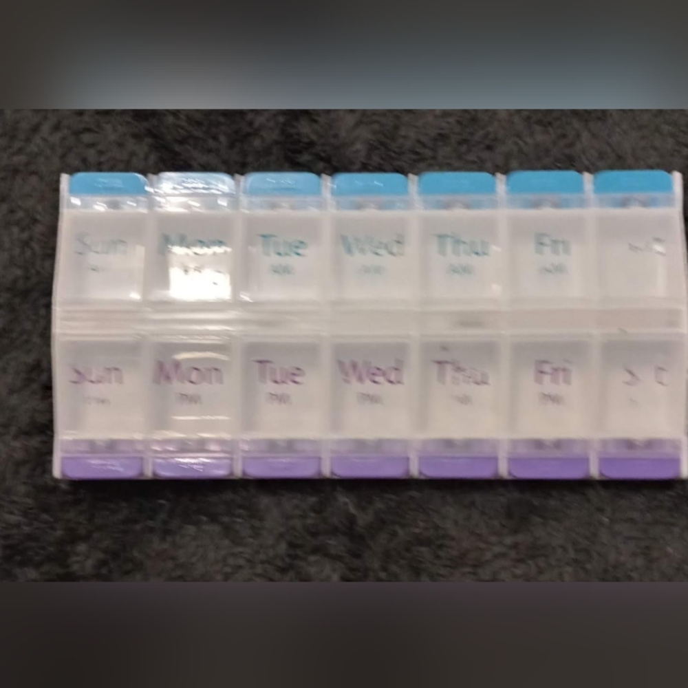 NWOT 2 week medication organizer